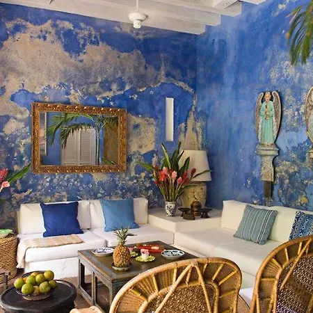 Luxury 10 Bedroom Colonial Mansion Villa *
