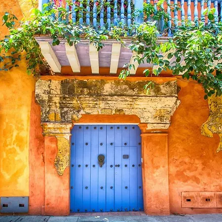 Villa Luxury 10 Bedroom Colonial Mansion Cartagena